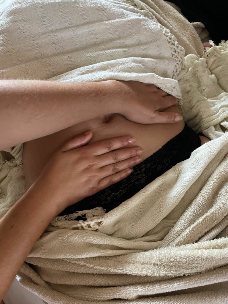 Massage ventre La Rochelle
